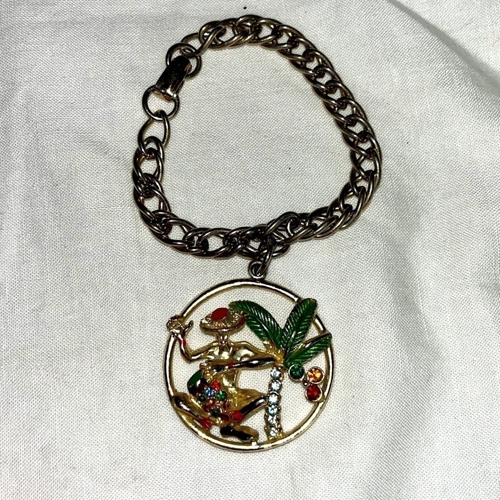 VINTAGE Charm Bracelet Hawaiian Tropical Island Goldtone
